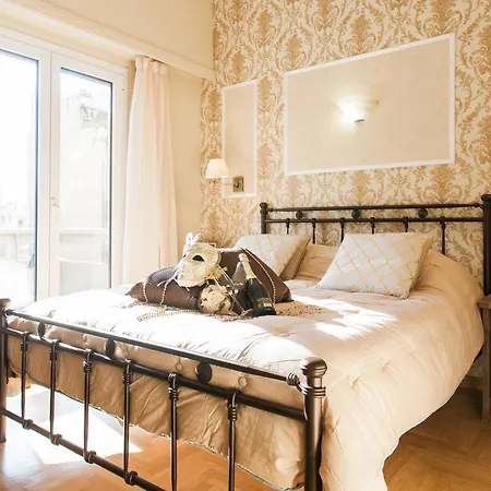 A Modern Antique 3 Bedroom Simple Near To Acropolis Apartamento